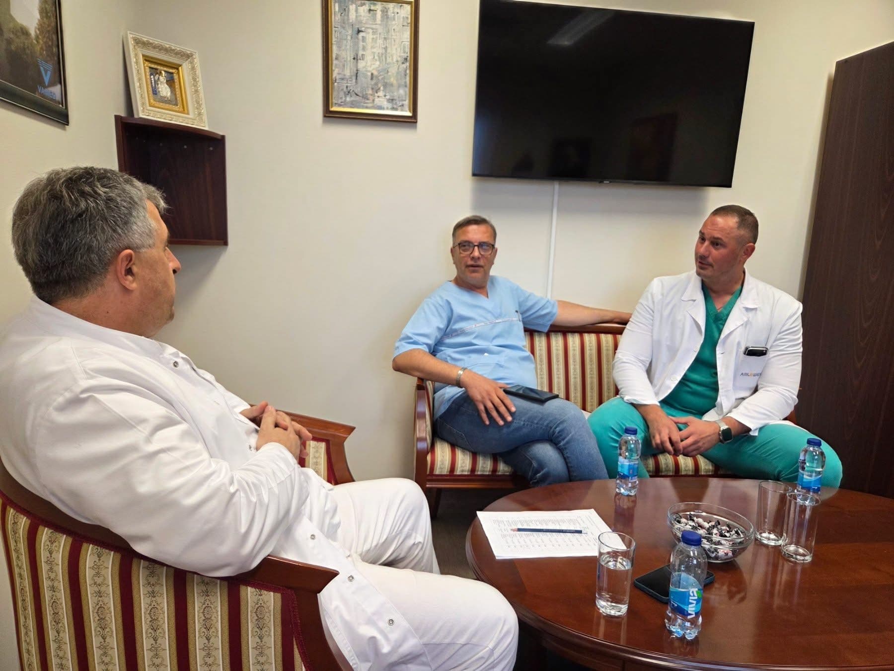 Dr Božinović predstavio bijeljinsku kardiologiju na prestižnom kongresu u Atini (foto)
